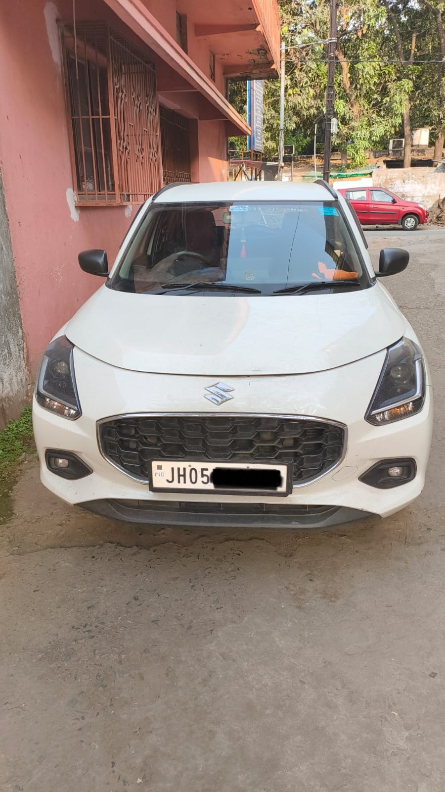 Maruti Suzuki SWIFT LXI