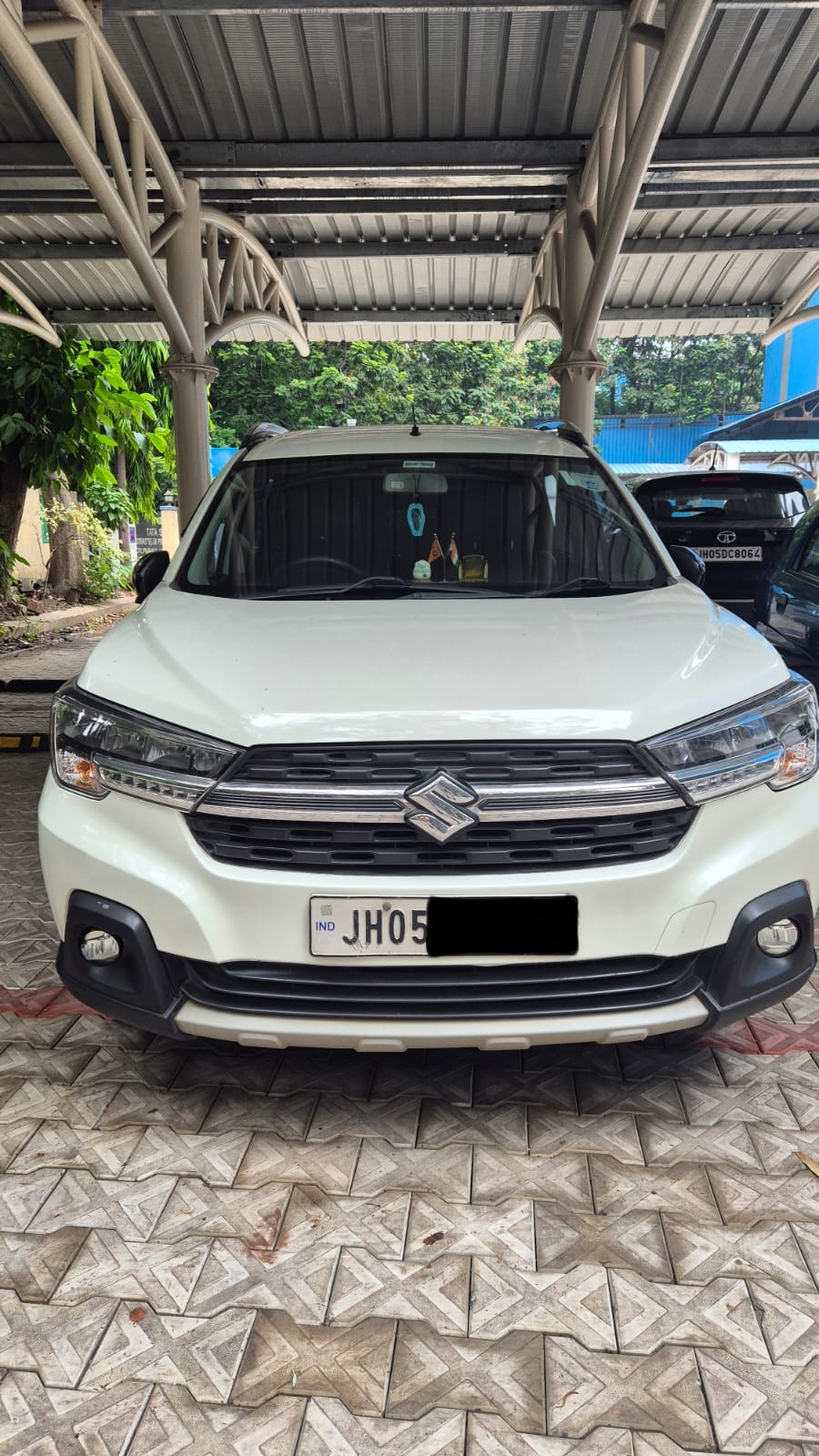 Maruti Suzuki XL6 SMART HYBRID ALPHA